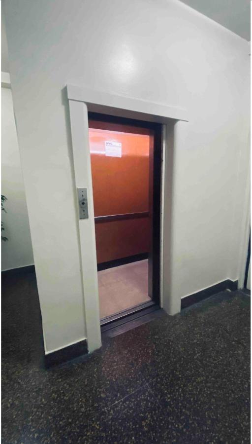 Manhattan -Ues - Room Accommodation ニューヨーク エクステリア 写真